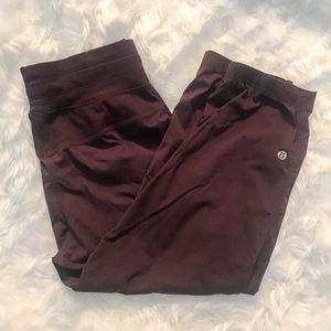 🎀PLUM LULULEMON PANTS🎀
